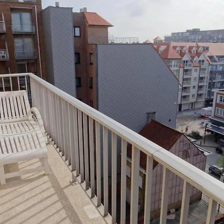 In Near The Sea , Cleaning Included * Nieuwpoort