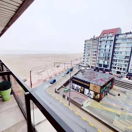 In Near The Sea , Cleaning Included * Nieuwpoort