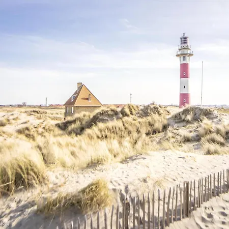 Family In Nieuwpoort, Cleaning Included