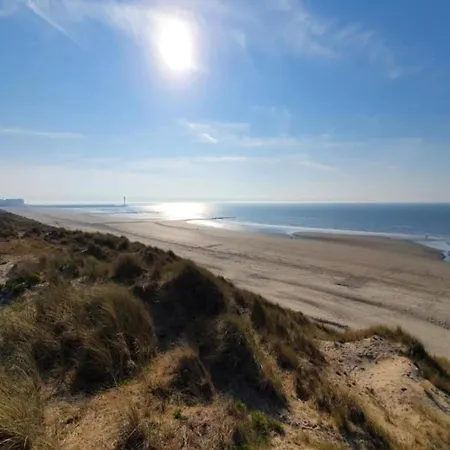 In Near The Sea , Cleaning Included Apartment Nieuwpoort