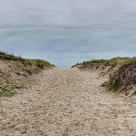In Near The Sea , Cleaning Included Nieuwpoort